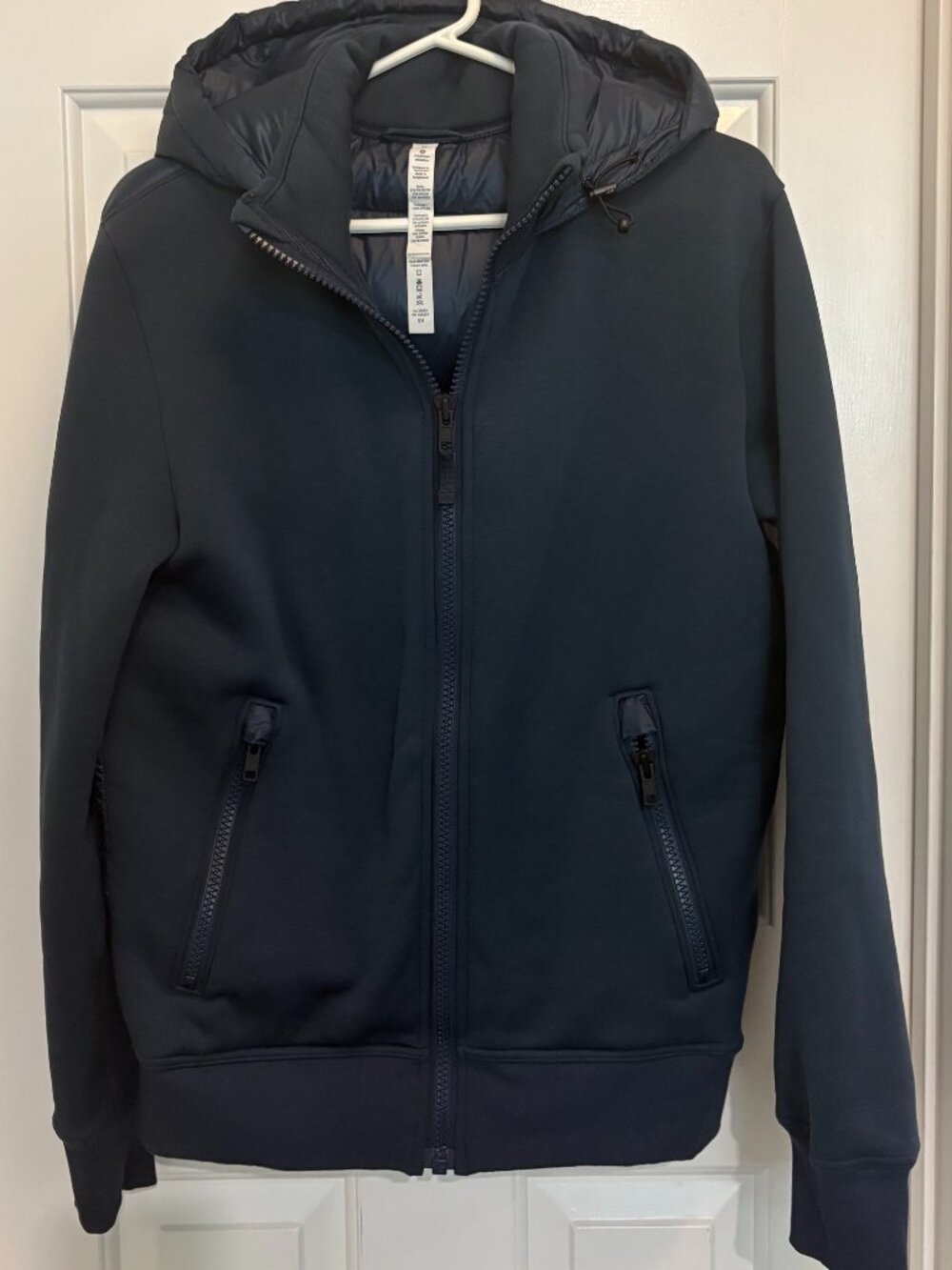 Lululemon down hoodie puffer hybrid jacket navy blue medium